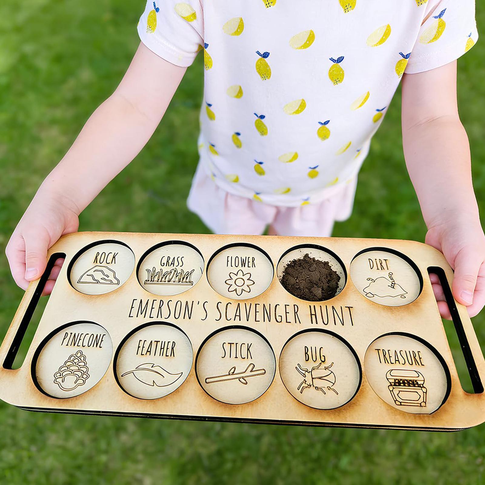 Kids Outdoor Nature Scavenger Hunt - เกมล่าสมบัติสำหรับเด็ก ถาดไม้สำรวจธรรมชาติ กิจกรรมล่าสมบัติกลางแจ้งสำหรับตั้งแคมป์ สนามหลังบ้าน กิจกรรมเสริมทักษะ ทริปเที่ยว