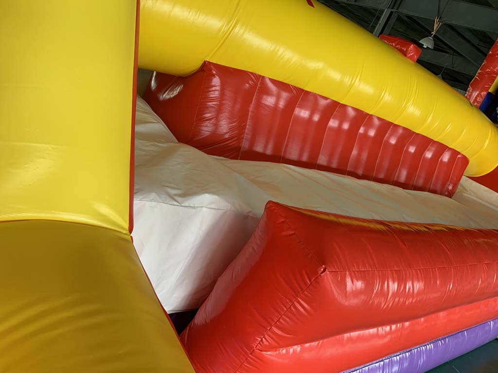 สนามแข่งขันเป่าลมขนาดใหญ่พร้อม - Kids Outdoor Obstacle Course บทวิจารณ์และราคา