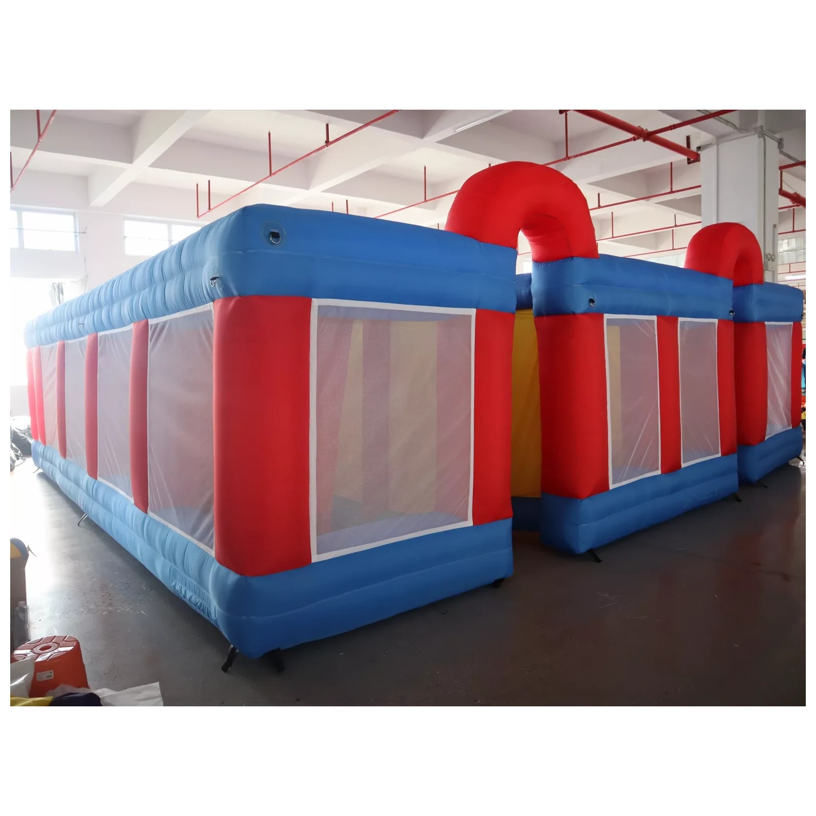 เขาวงกตเป่าลมขนาดใหญ่สีแดงน้ำเ - Kids Outdoor Inflatable บทวิจารณ์และราคา