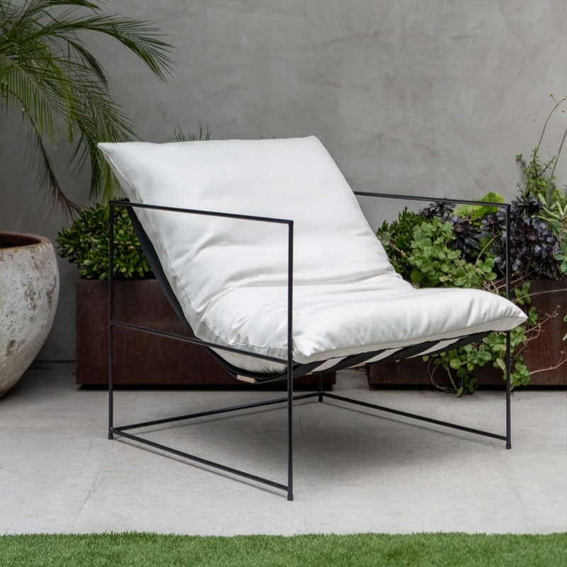 ชุดเฟอร์นิเจอร์สวนพลาสติกแบบย้ - Kids Outdoor Garden Set บทวิจารณ์และราคา